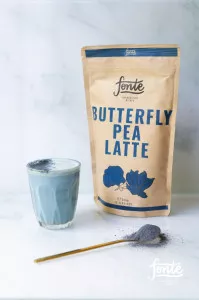 Butterfly-Pea-Latte-Lifestyle.JPG